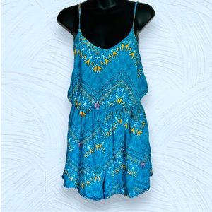 Super cute spaghetti strap Size M shorts/jumpsuit